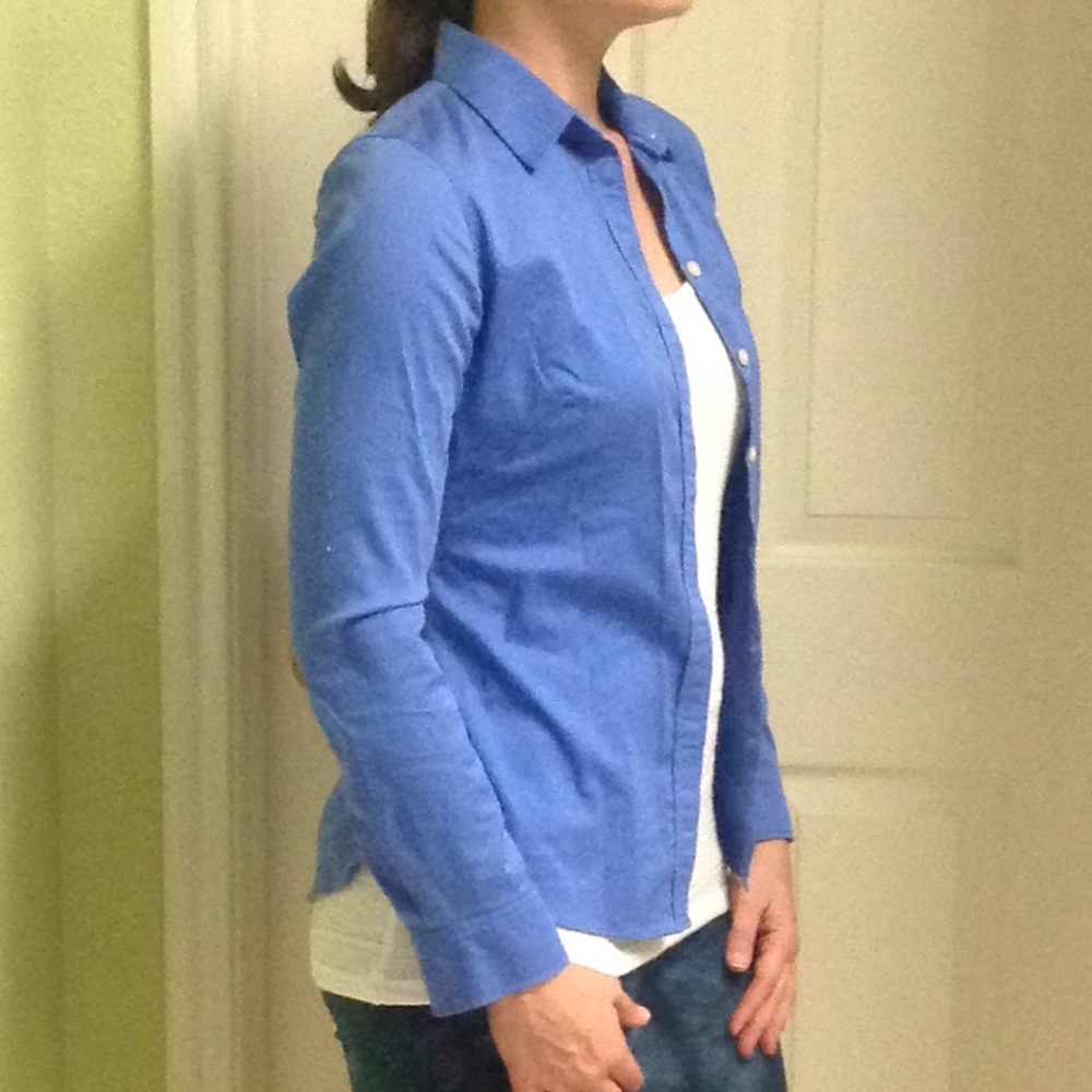 Banana Republic periwinkle blue color shirt